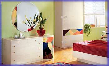 Alfiera Bianco Bedroom Set